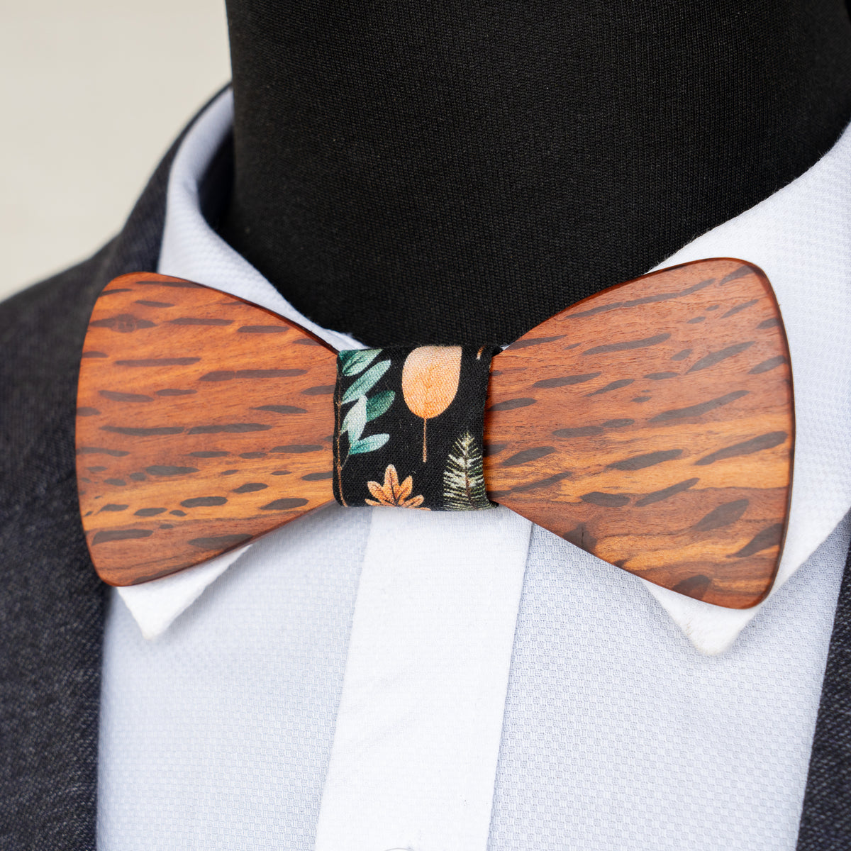 Hairy Oak magnetic wooden bowtie with black botanical centre - view 2