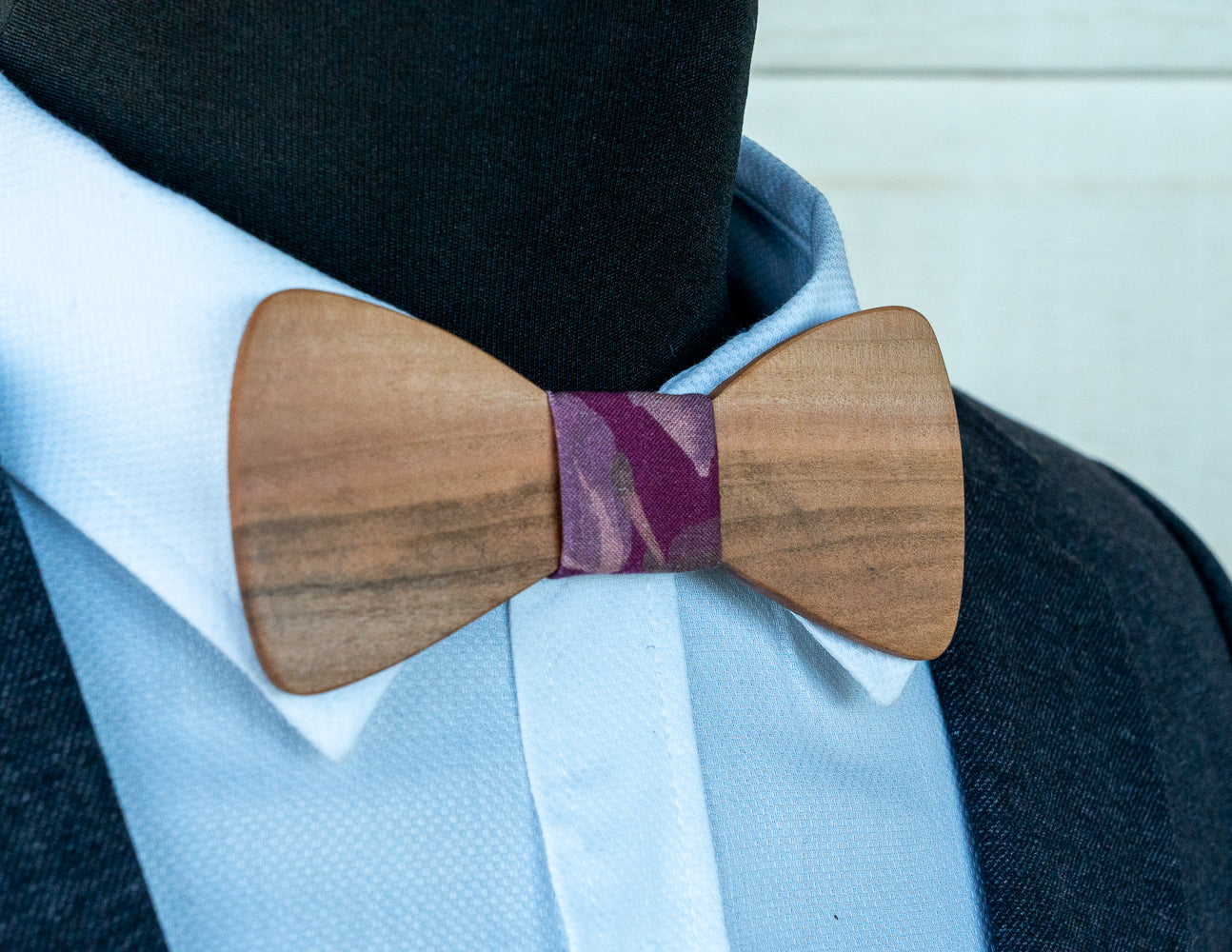 Handmade Tasmanian Myrtle Bowtie