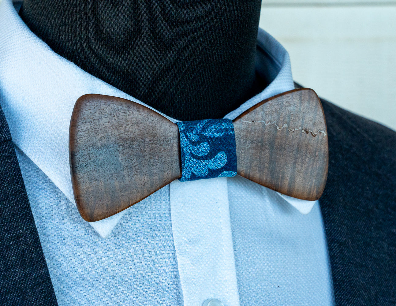 Handmade Ringed Gidgee Wood Bowtie