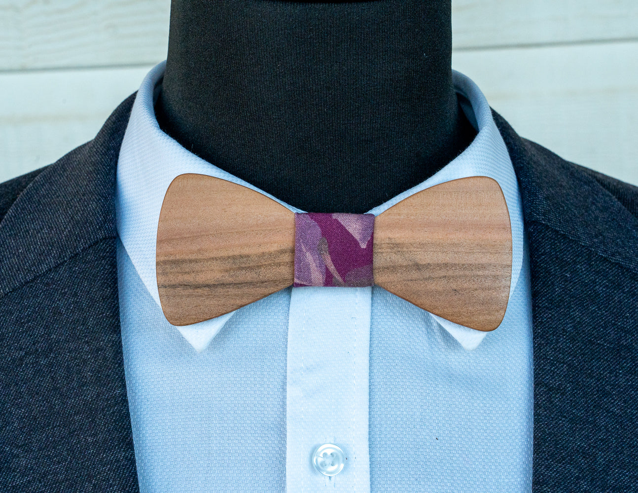 Handmade Tasmanian Myrtle Bowtie