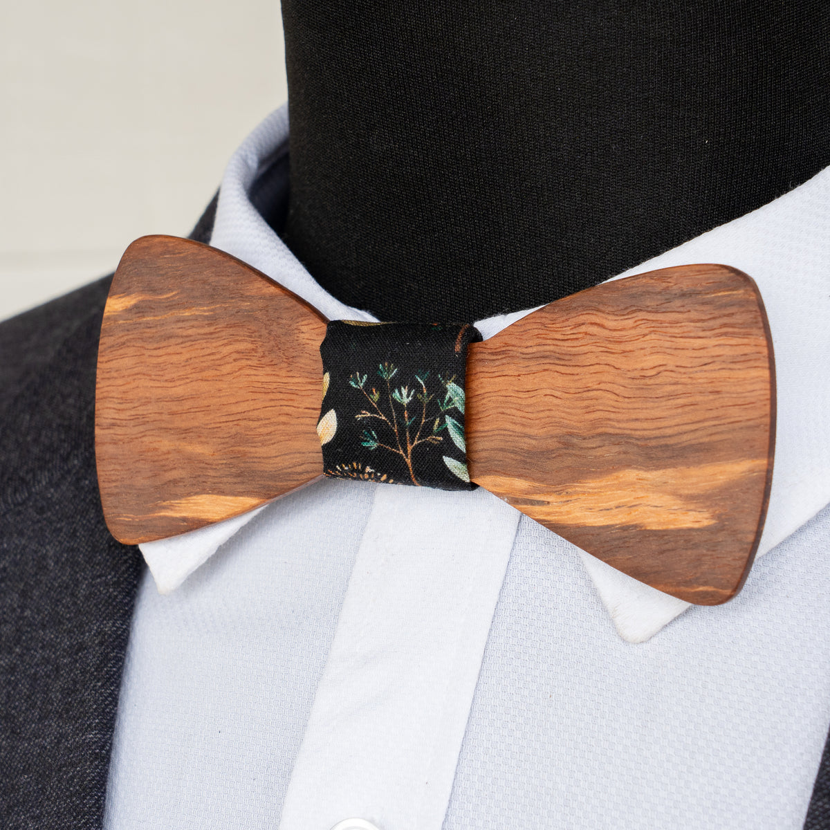 Spotted Gum Bowtie - Black Floral